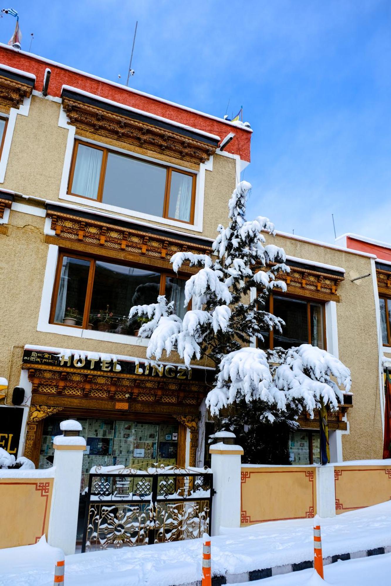 לה Hotel Lingzi מראה חיצוני תמונה