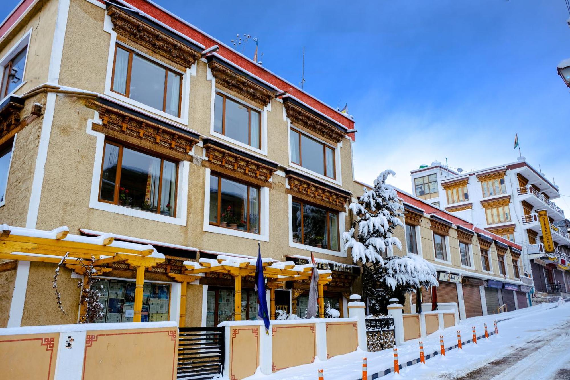 לה Hotel Lingzi מראה חיצוני תמונה
